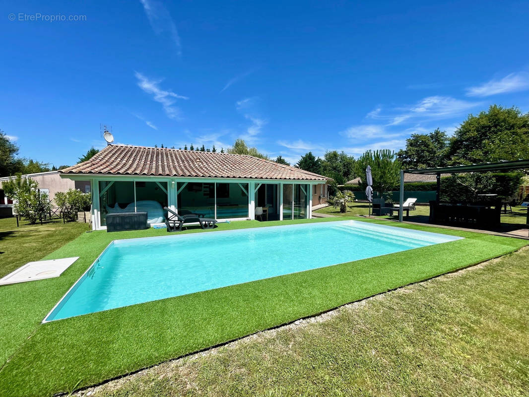 Maison à LANGON