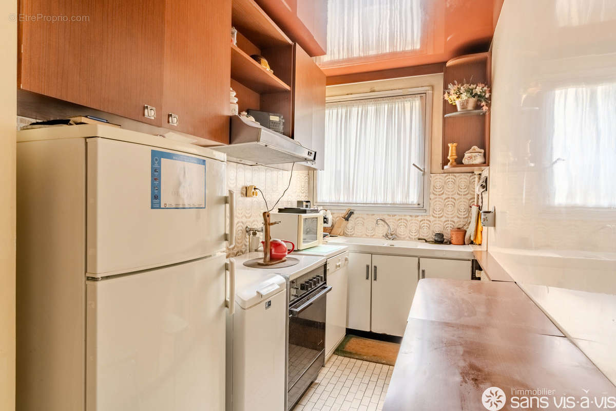 Appartement à NEUILLY-SUR-SEINE