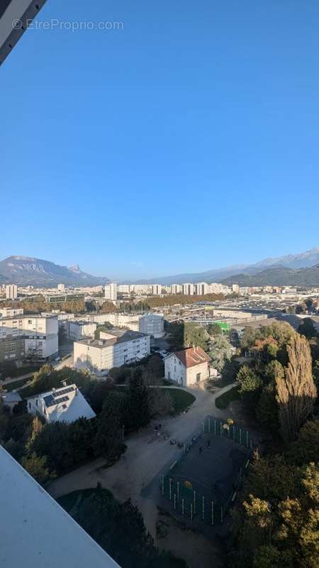 Appartement à ECHIROLLES