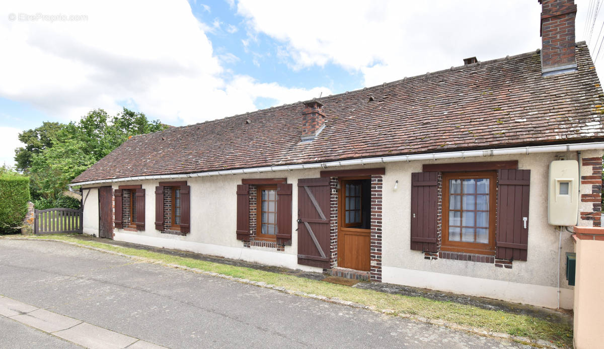 Maison à SAINT-GEORGES-SUR-EURE