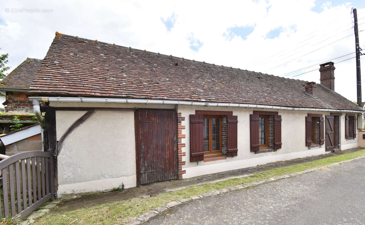 Maison à SAINT-GEORGES-SUR-EURE