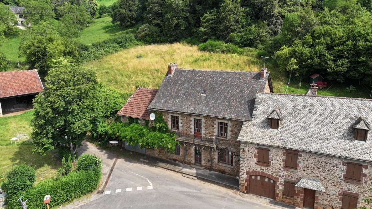 Maison à CONQUES