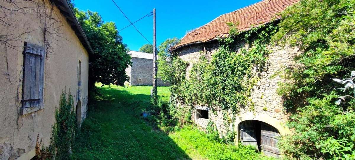 Maison à LES ALBRES