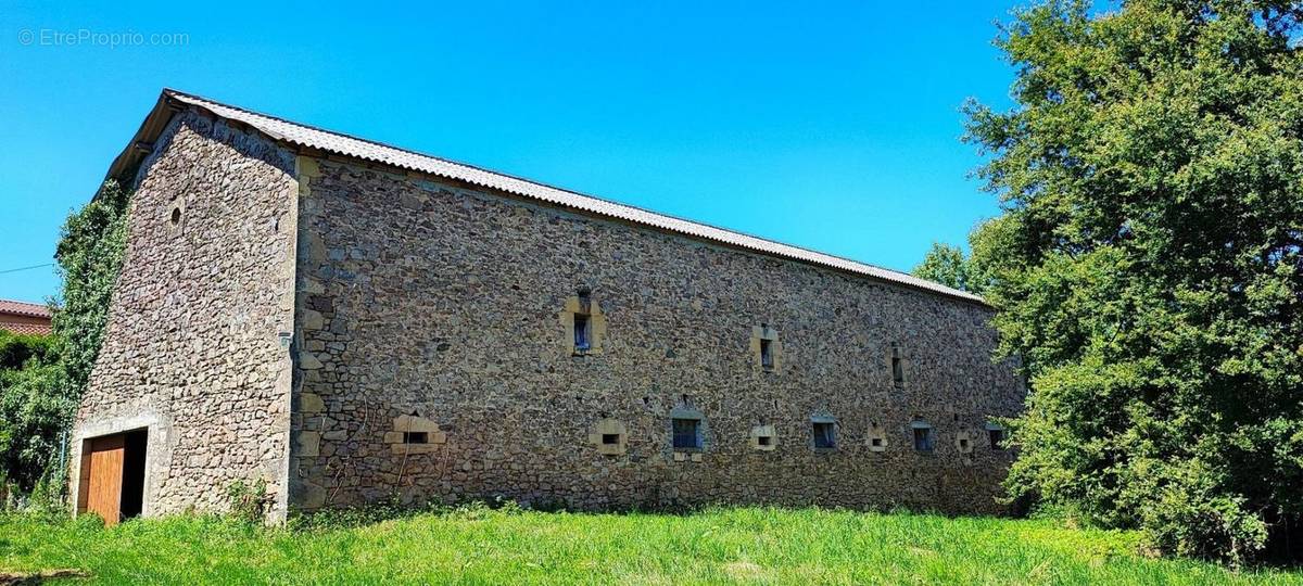 Maison à LES ALBRES