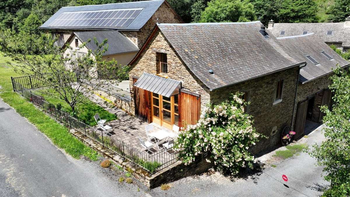 Maison à ARVIEU