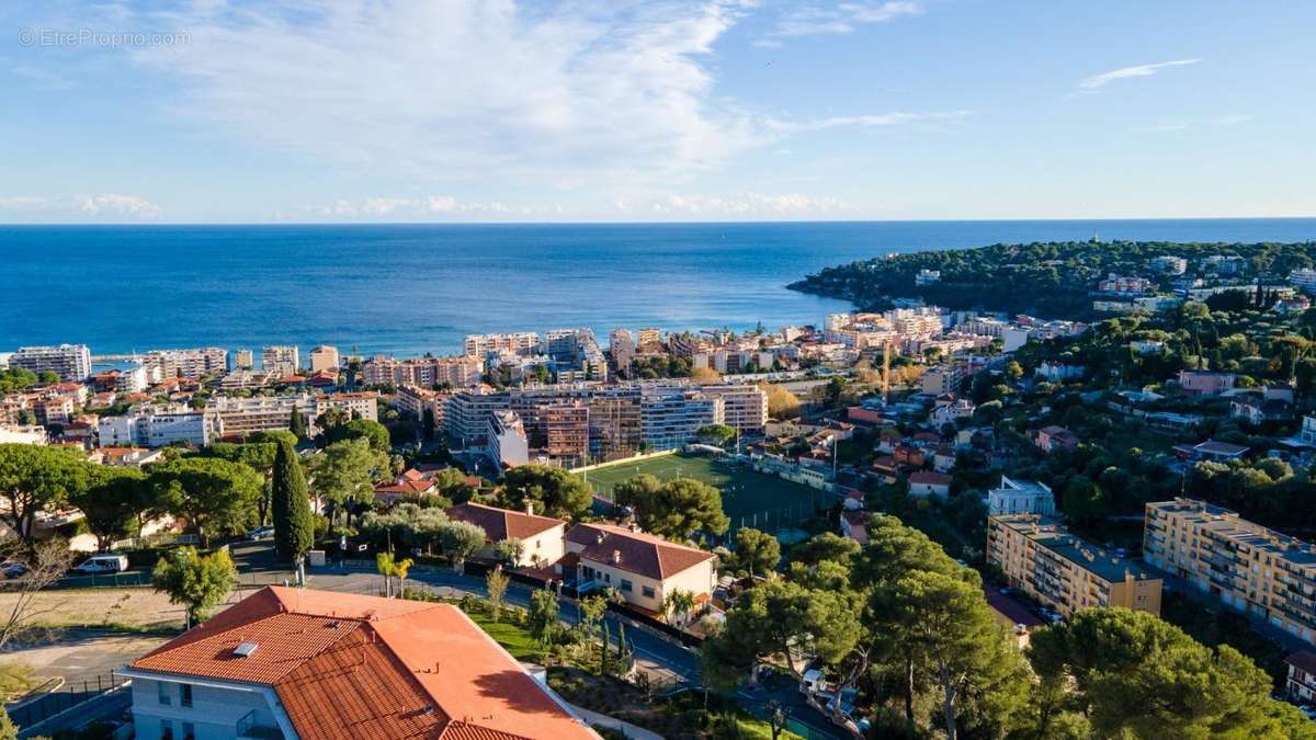 Appartement à ROQUEBRUNE-CAP-MARTIN