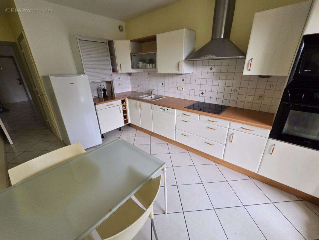 Appartement à SAINT-ETIENNE