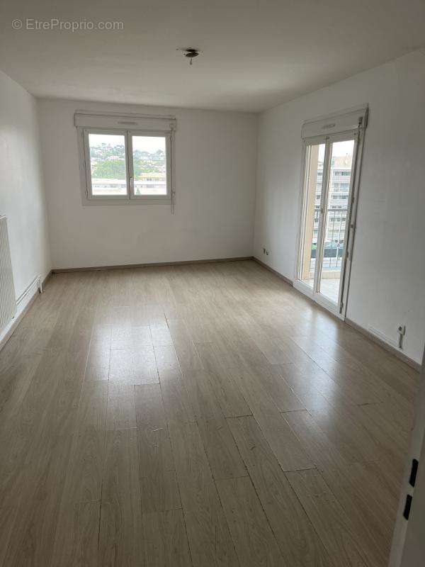 Appartement à CAGNES-SUR-MER