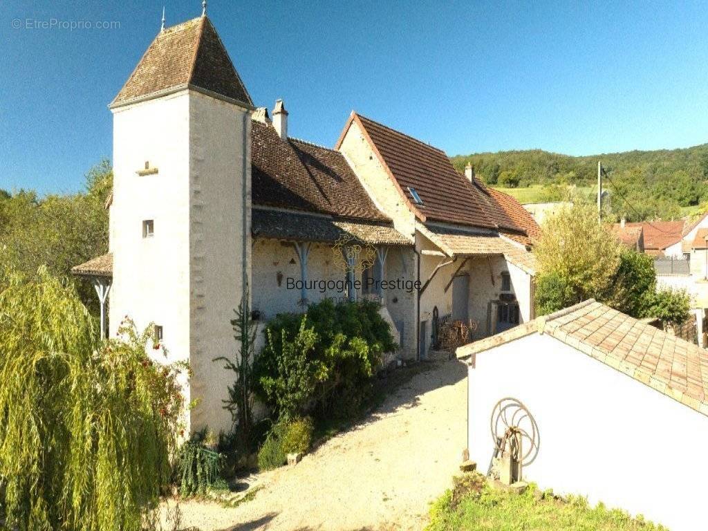 Maison à TOURNUS