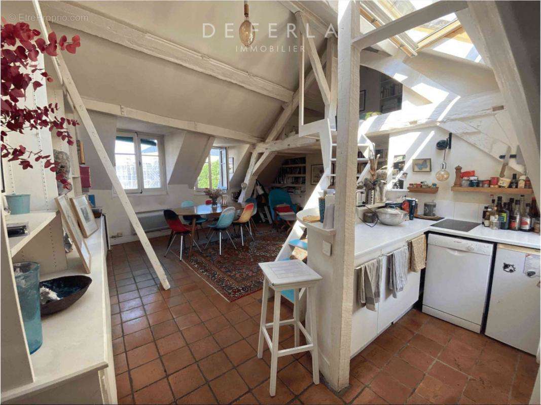 Appartement à PARIS-5E