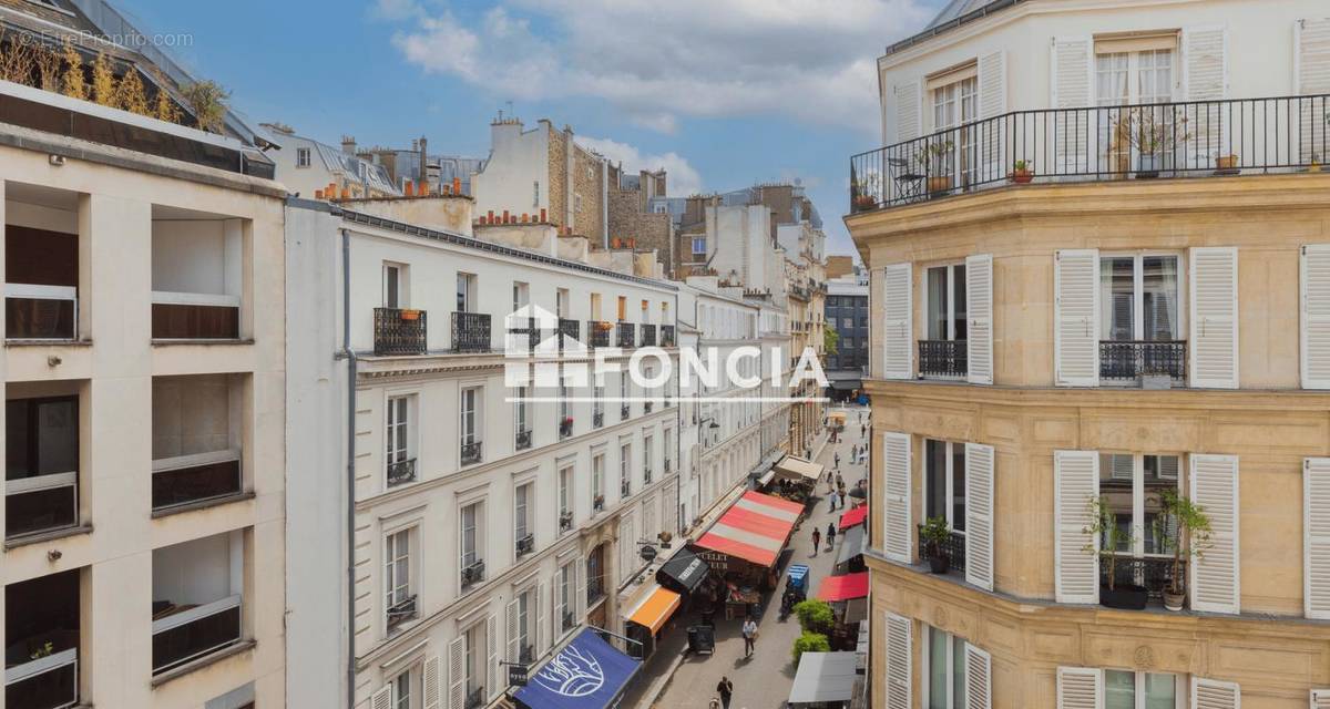 Appartement à PARIS-17E