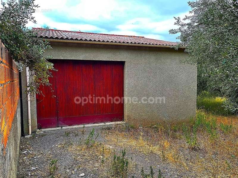 Maison à VILLENEUVE-LES-CORBIERES