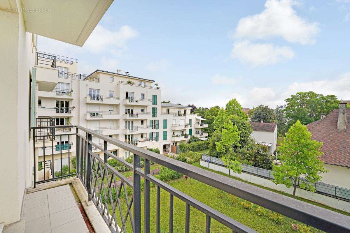 Appartement à RUEIL-MALMAISON