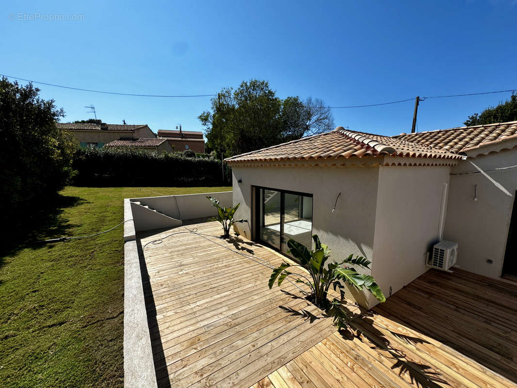 Maison à SIX-FOURS-LES-PLAGES