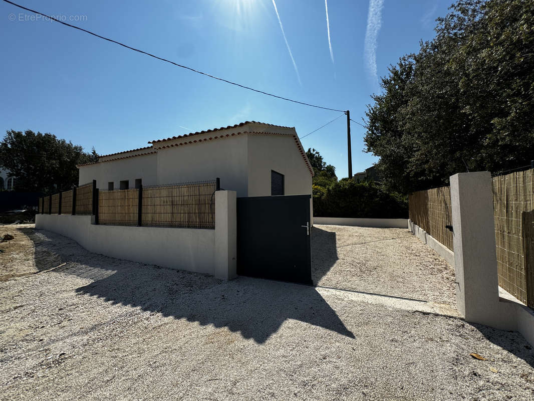 Maison à SIX-FOURS-LES-PLAGES