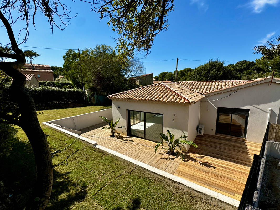 Maison à SIX-FOURS-LES-PLAGES