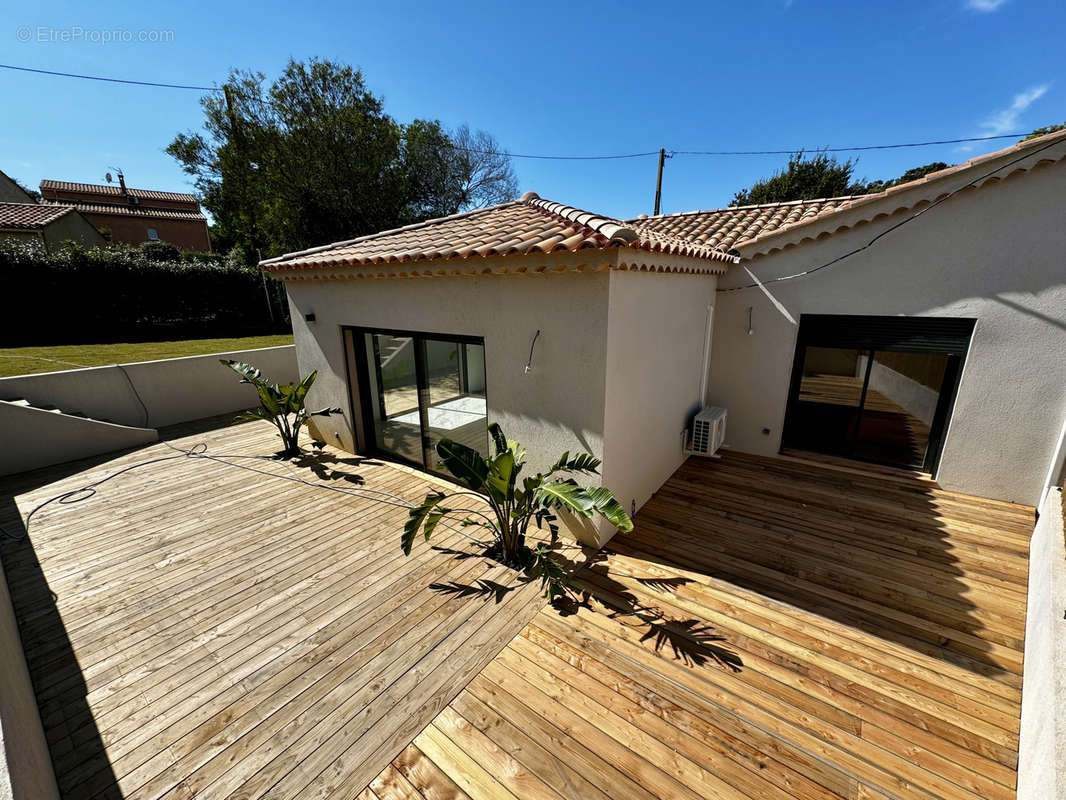 Maison à SIX-FOURS-LES-PLAGES