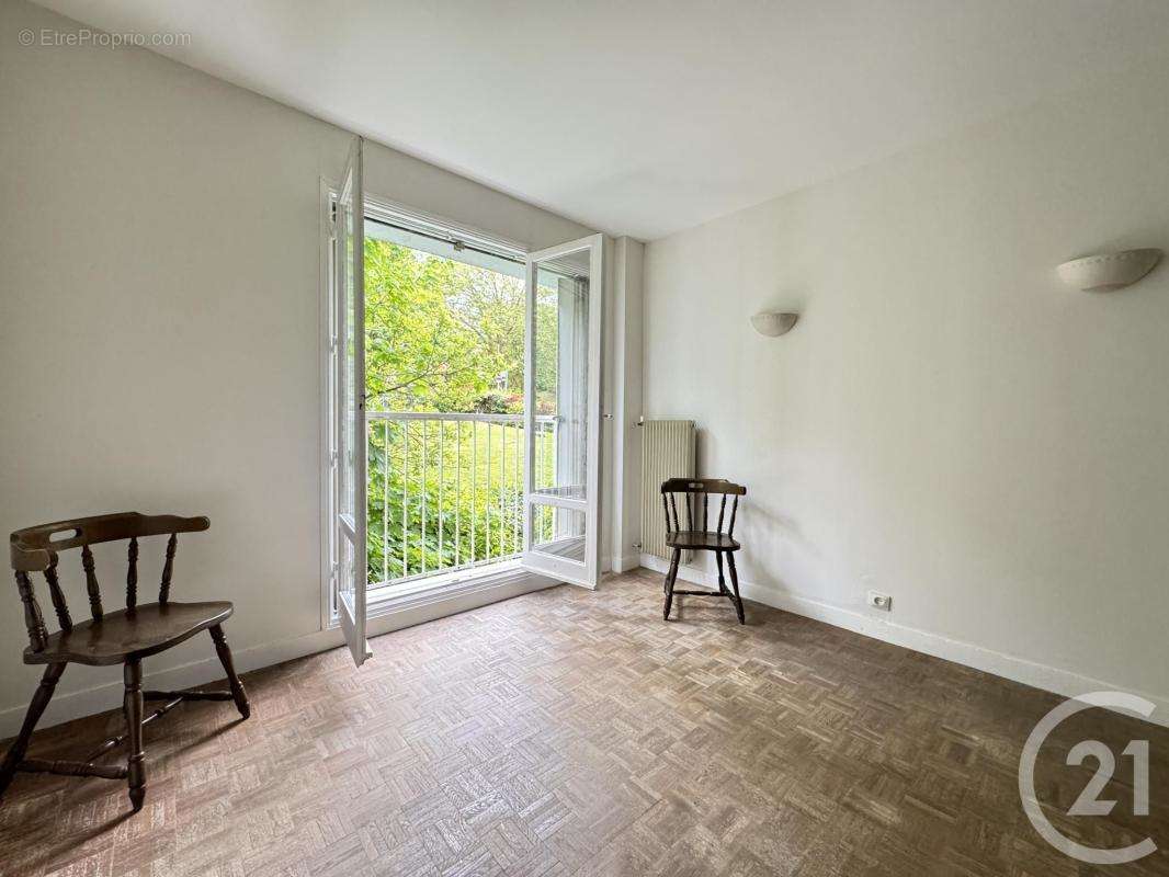 Appartement à FONTENAY-SOUS-BOIS