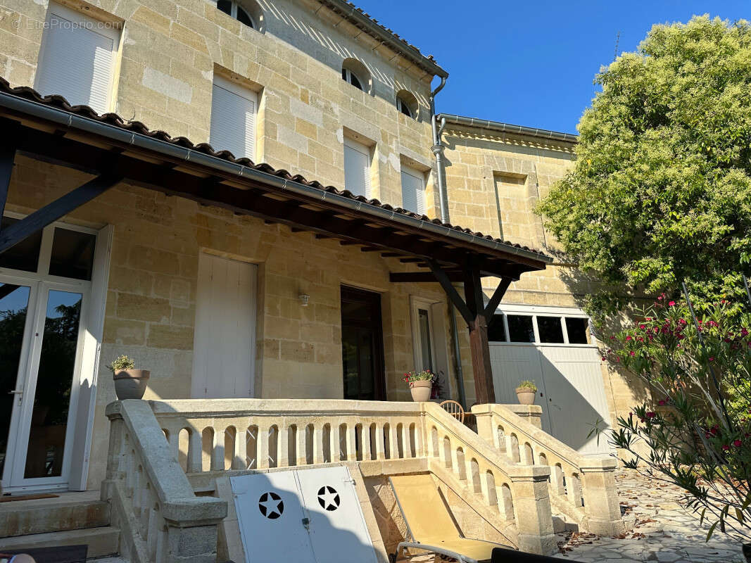 Maison à VAYRES