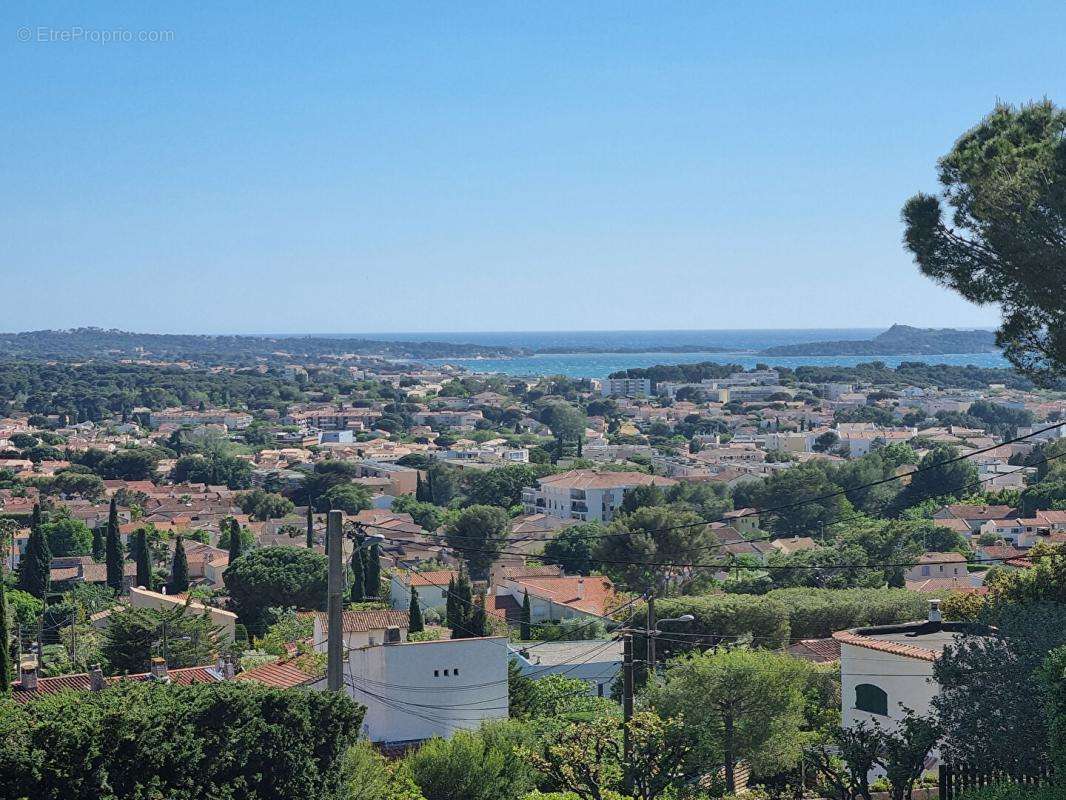 Maison à SIX-FOURS-LES-PLAGES