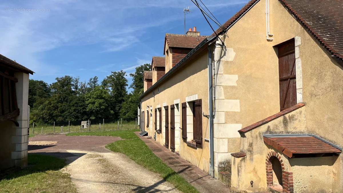 Maison à CHATEAU-DU-LOIR