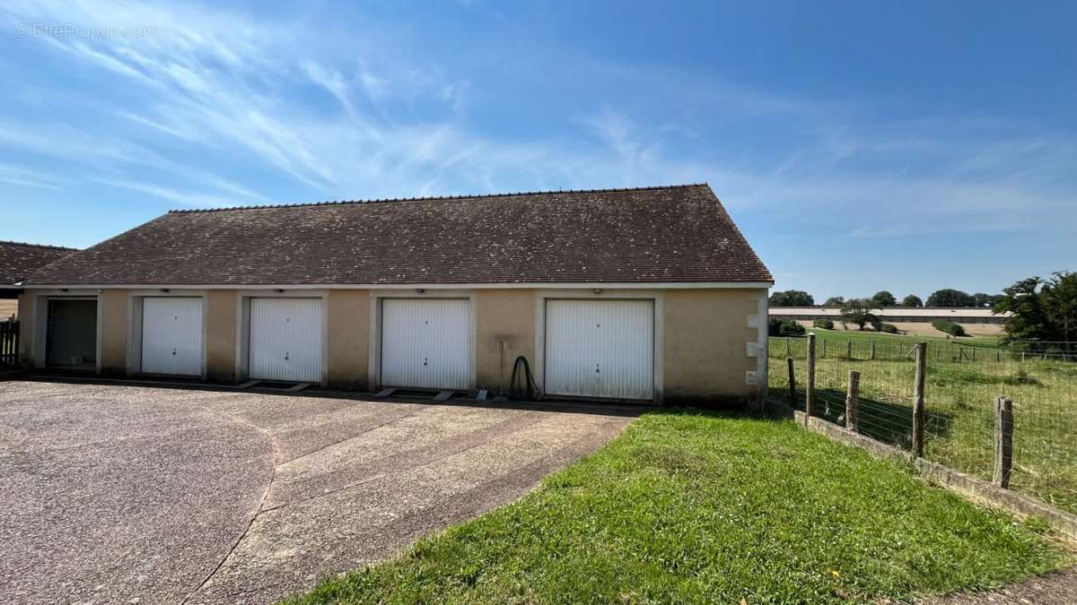 Maison à CHATEAU-DU-LOIR