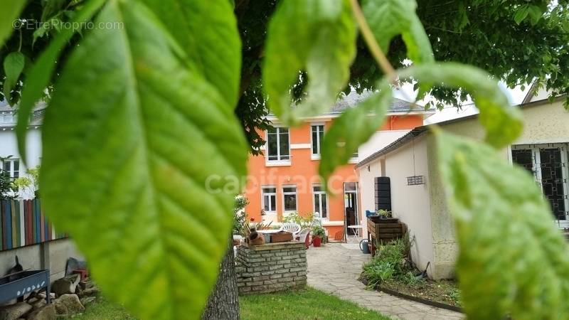 Maison à CONNERRE