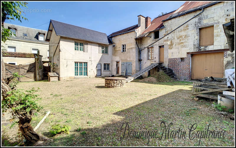 Maison à LA CHARTRE-SUR-LE-LOIR