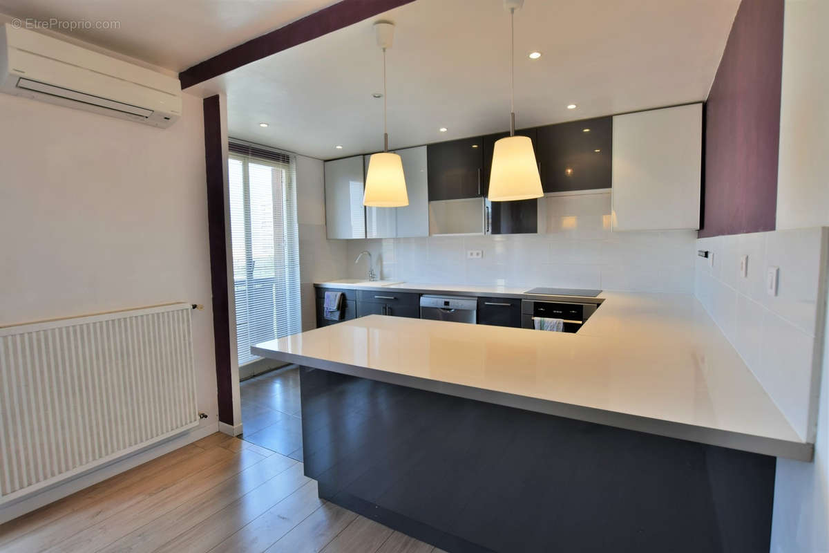 Appartement à MARSEILLE-13E