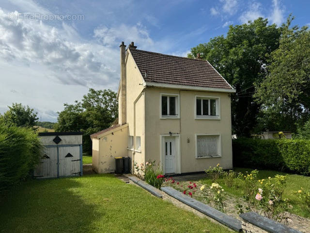 Maison à BRETEUIL