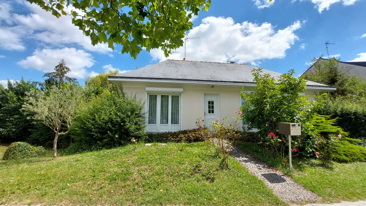 Maison à SAINT-BARTHELEMY-D&#039;ANJOU