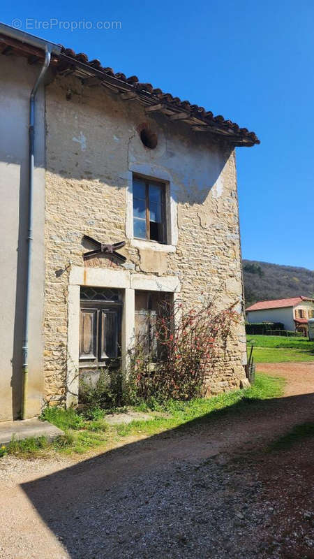 Maison à SAINT-MARTIN-DU-MONT