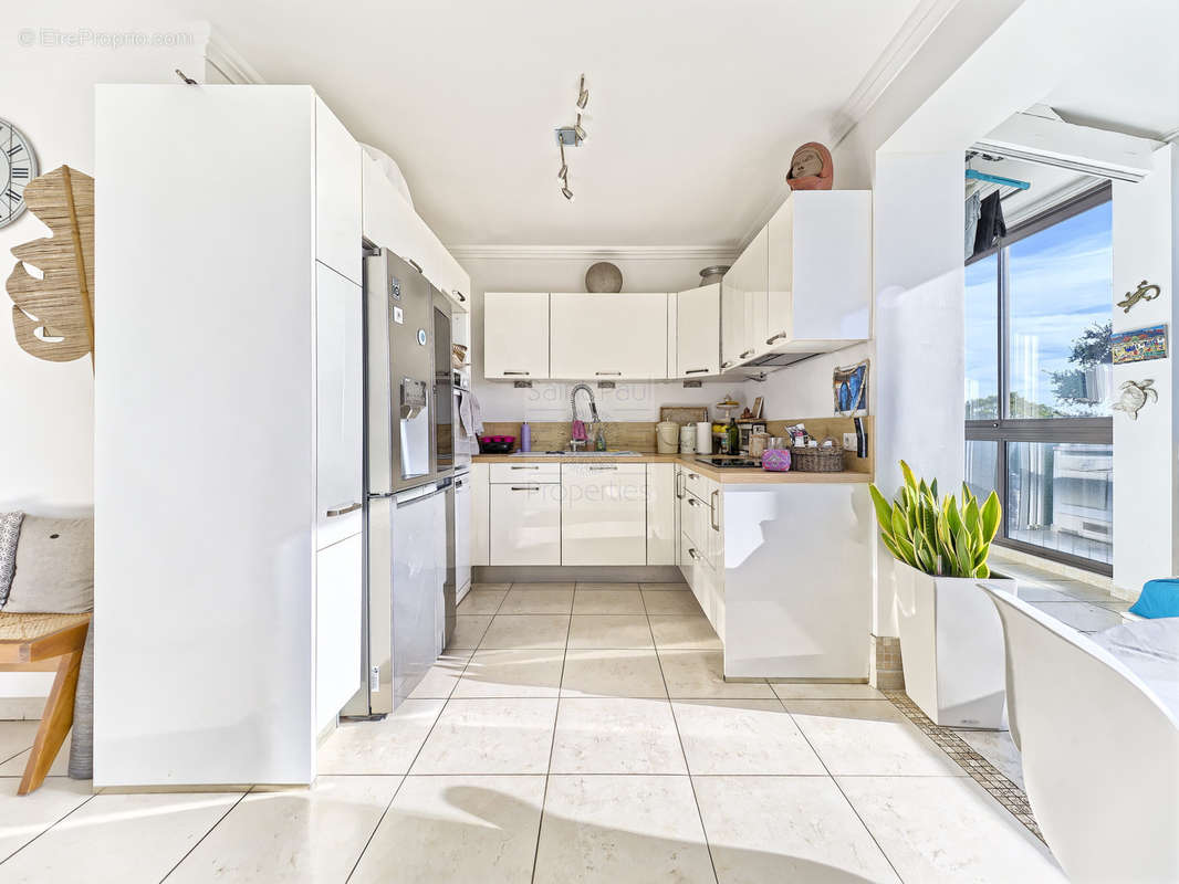 Appartement à VILLENEUVE-LOUBET