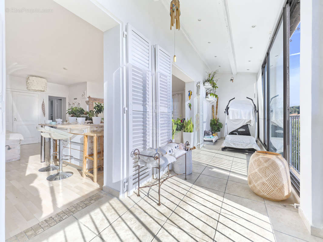 Appartement à VILLENEUVE-LOUBET