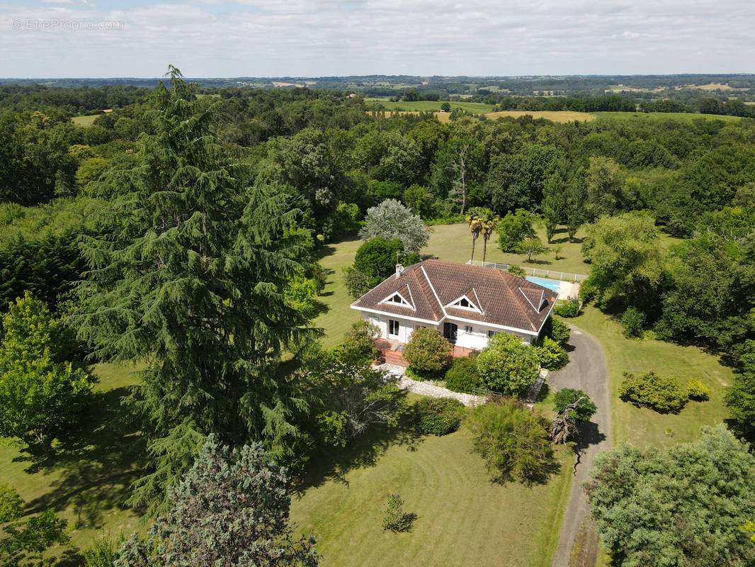 Maison à NOGARO