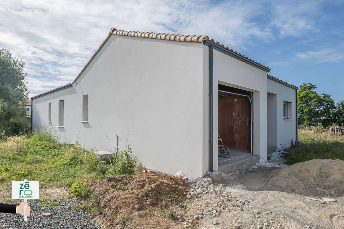 Maison à LA BRETONNIERE-LA-CLAYE