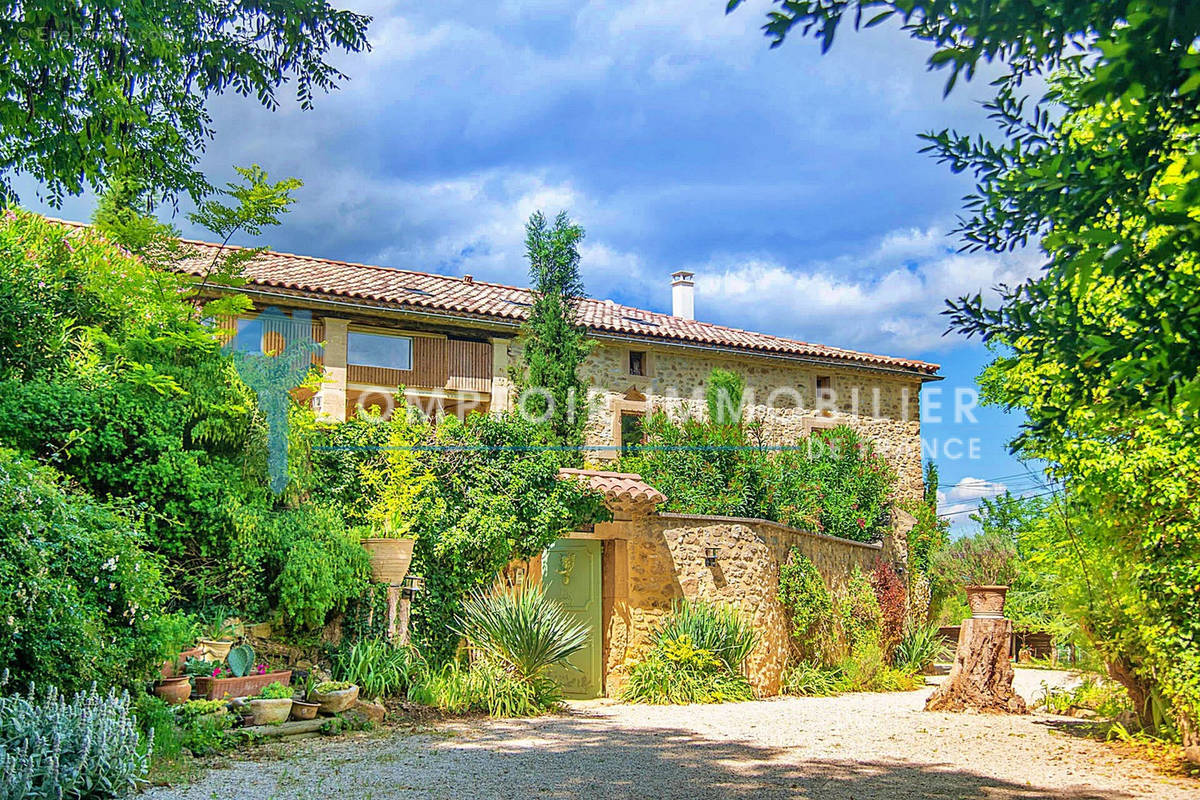 Maison à UZES