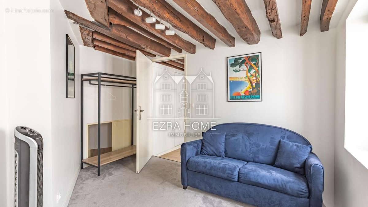 Appartement à PARIS-3E