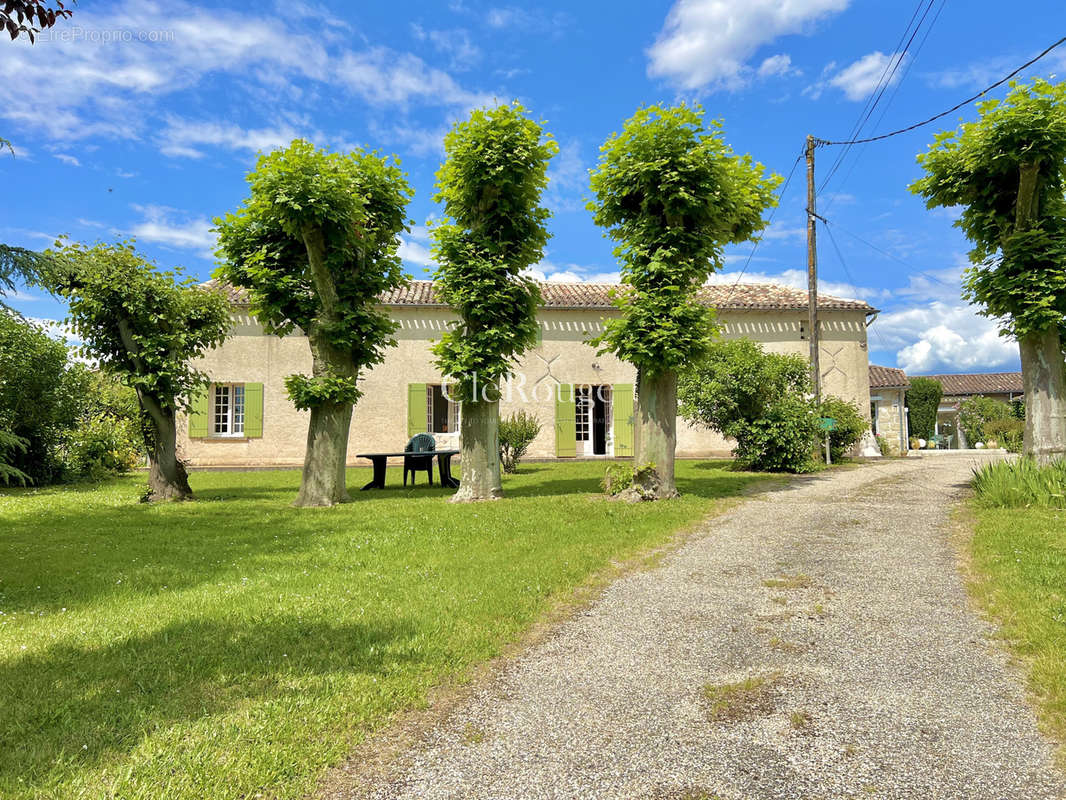 Maison à EYMET