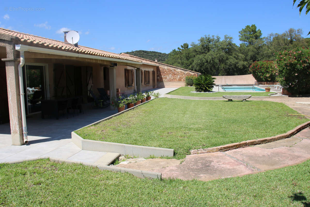 Appartement à PORTO-VECCHIO