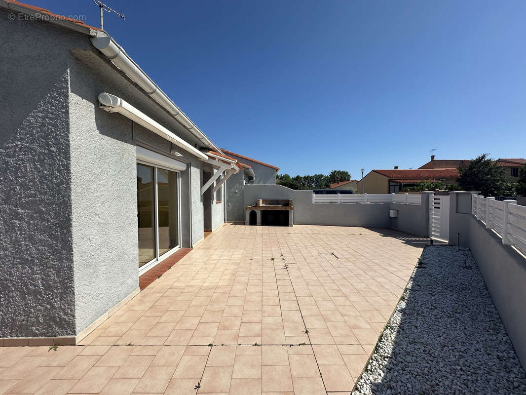 Maison à SAINT-CYPRIEN