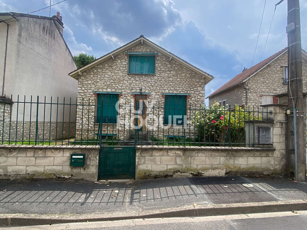 Maison à MORET-SUR-LOING