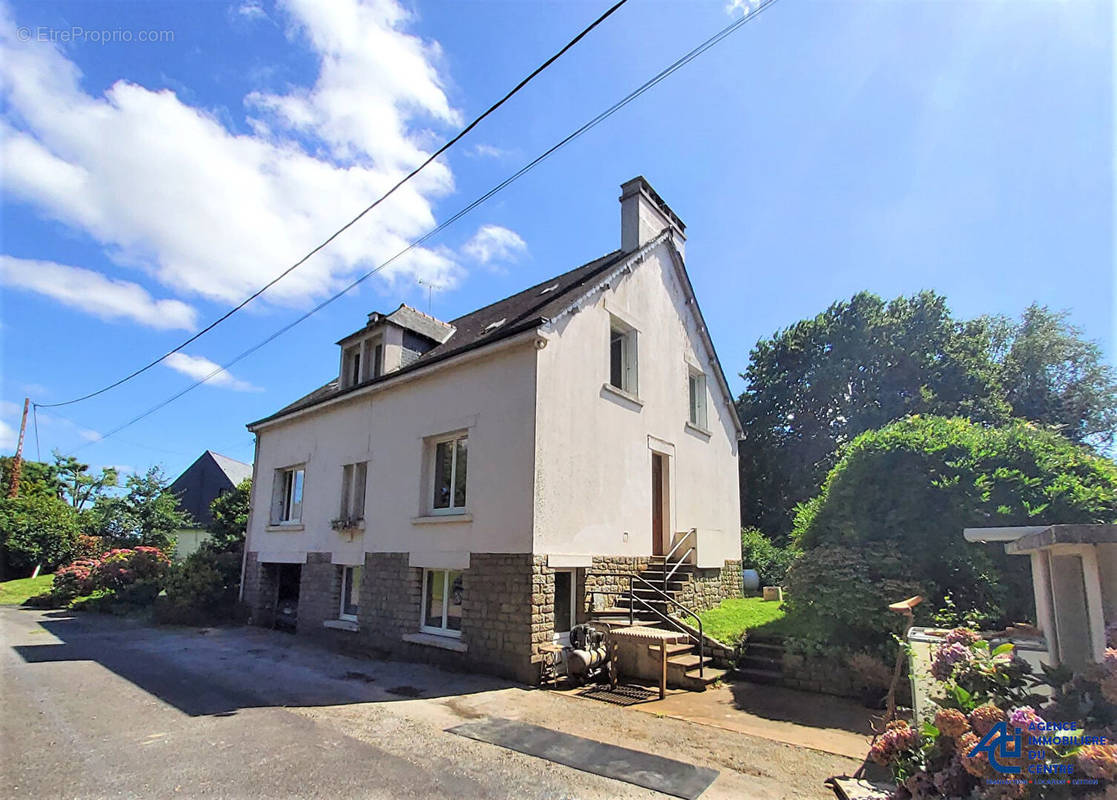 Maison à SAINT-GERAND