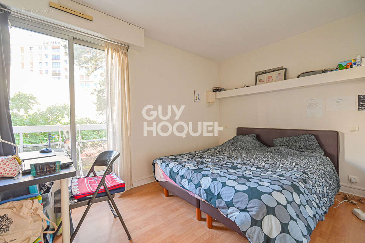 Appartement à PARIS-12E