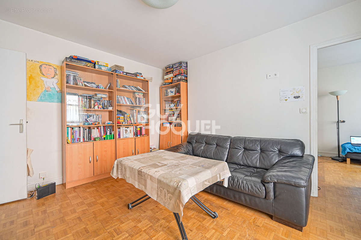 Appartement à PARIS-12E