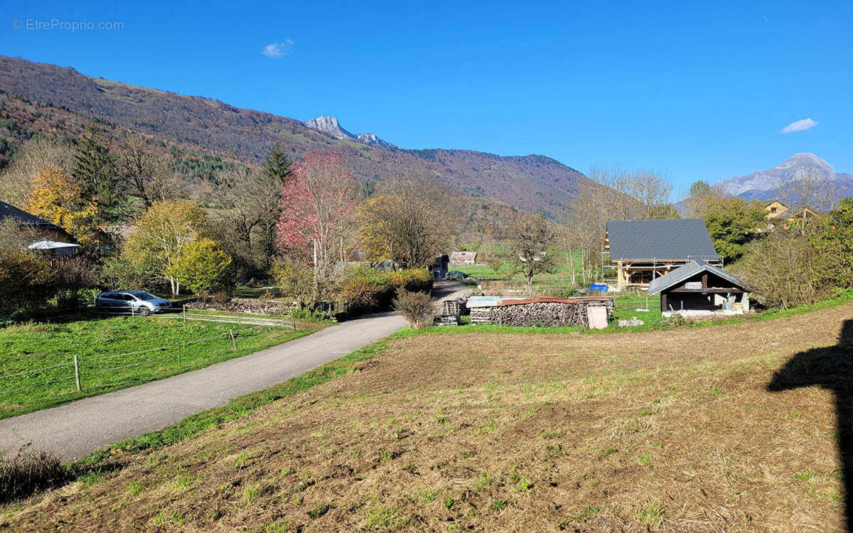 Terrain à SAINTE-REINE