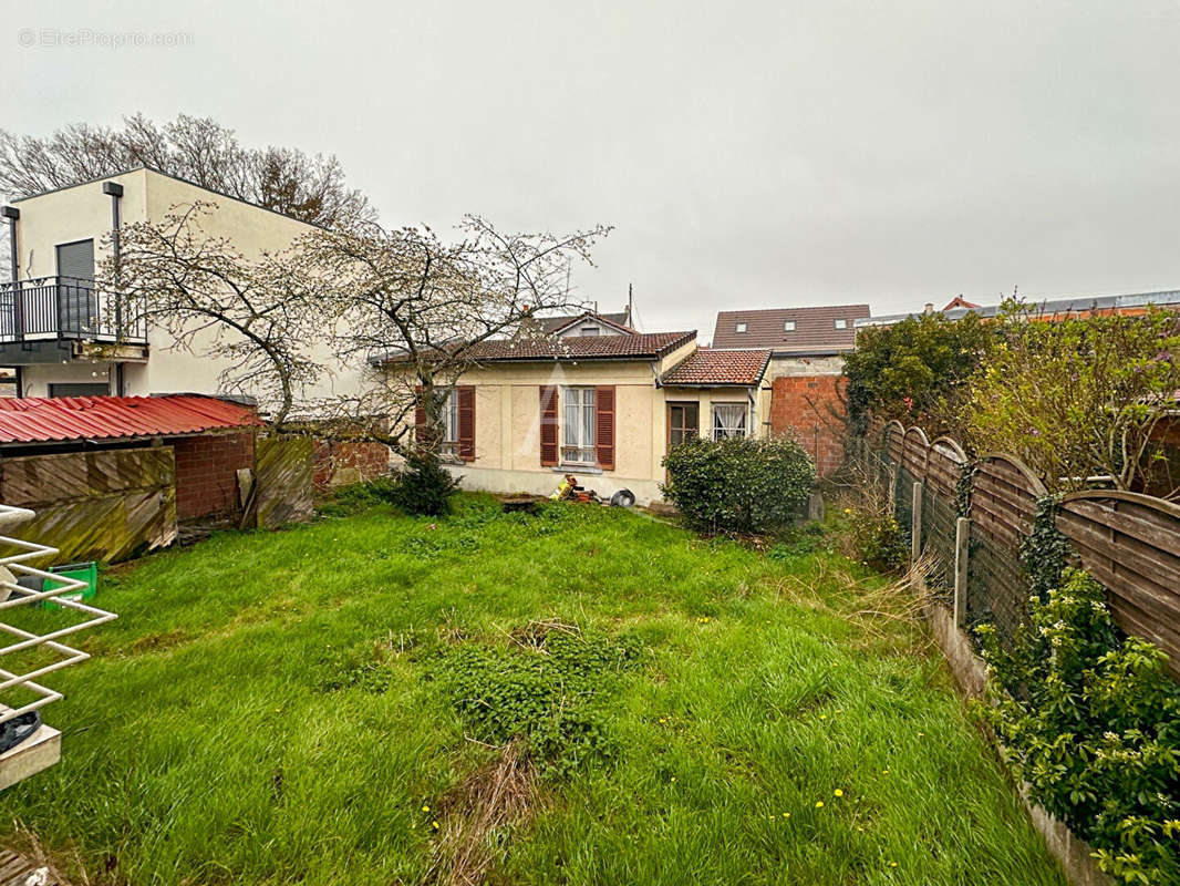 Maison à ACHERES