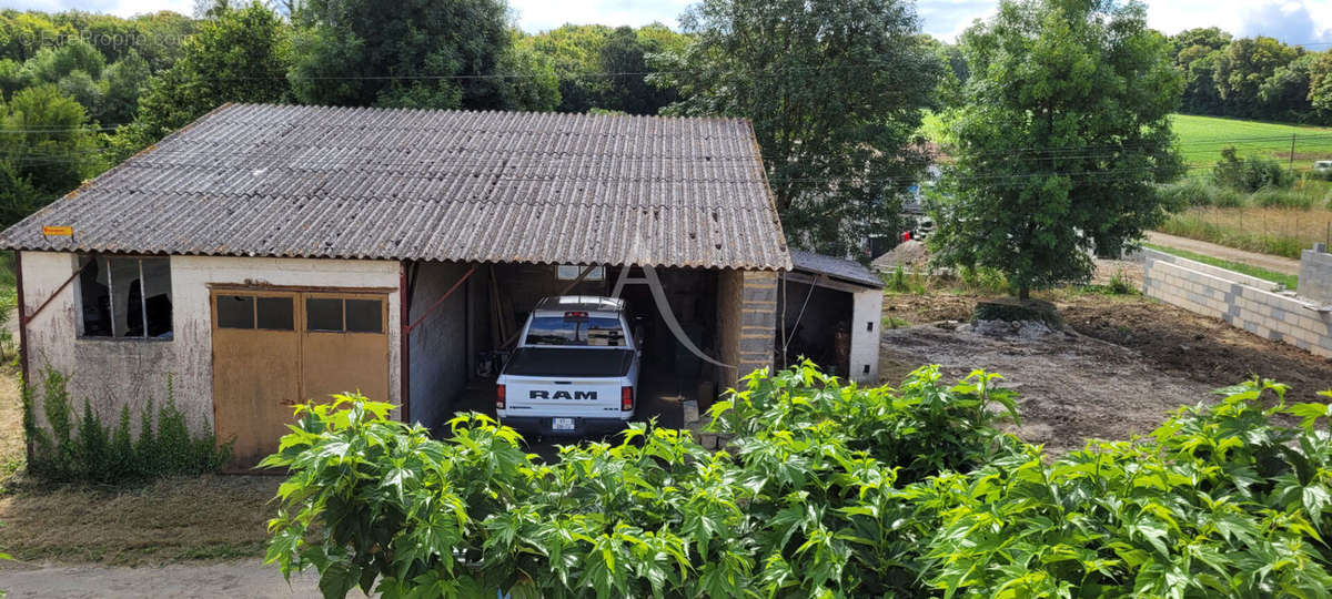 Maison à LES NOUILLERS