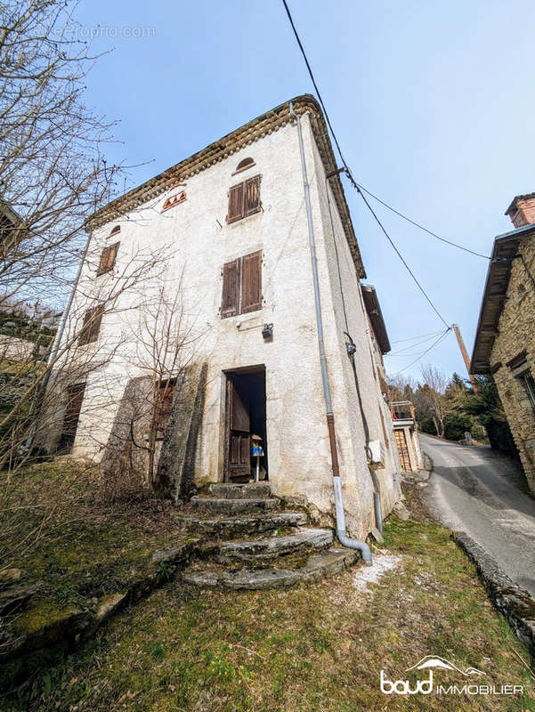 Maison à RENCUREL