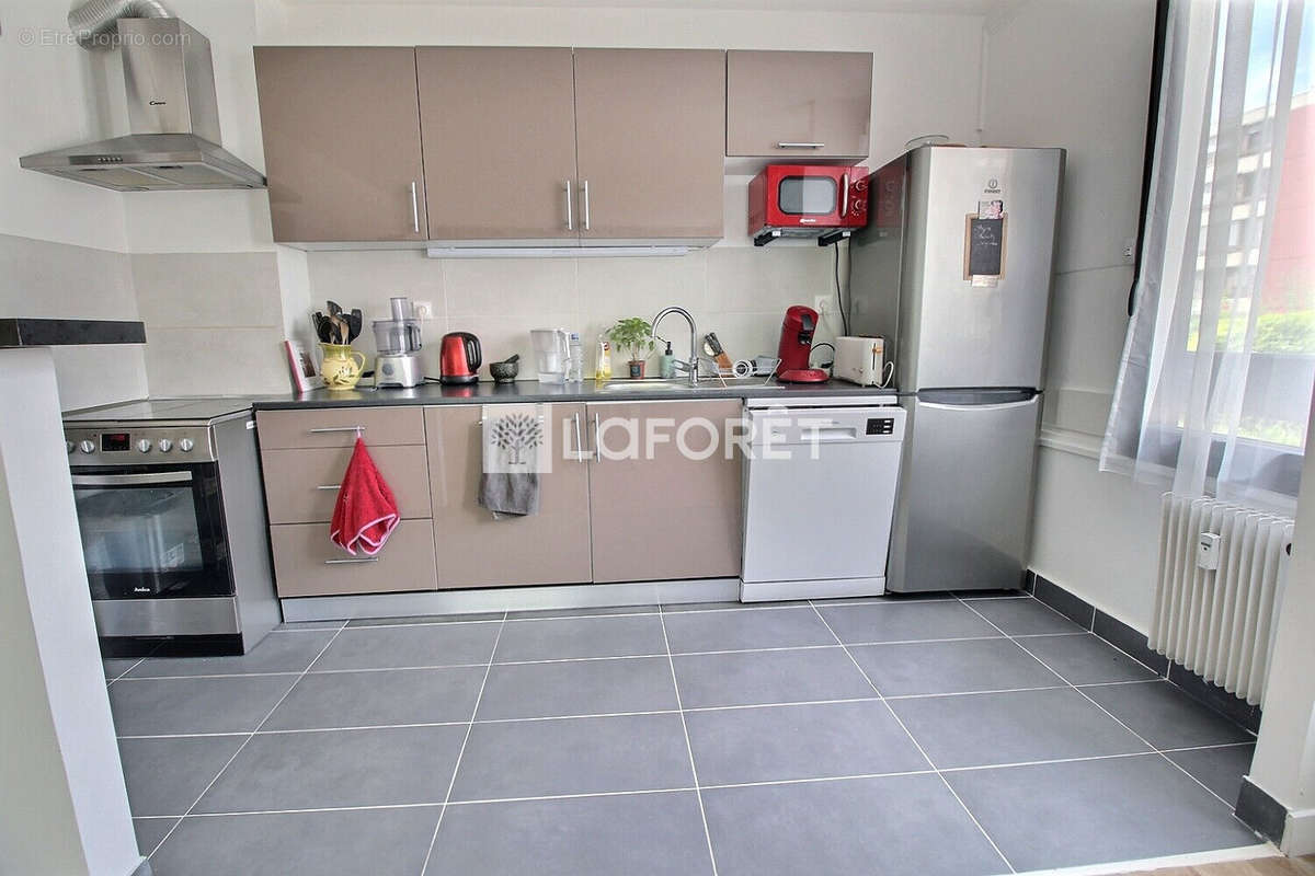 Appartement à FONTENAY-SOUS-BOIS